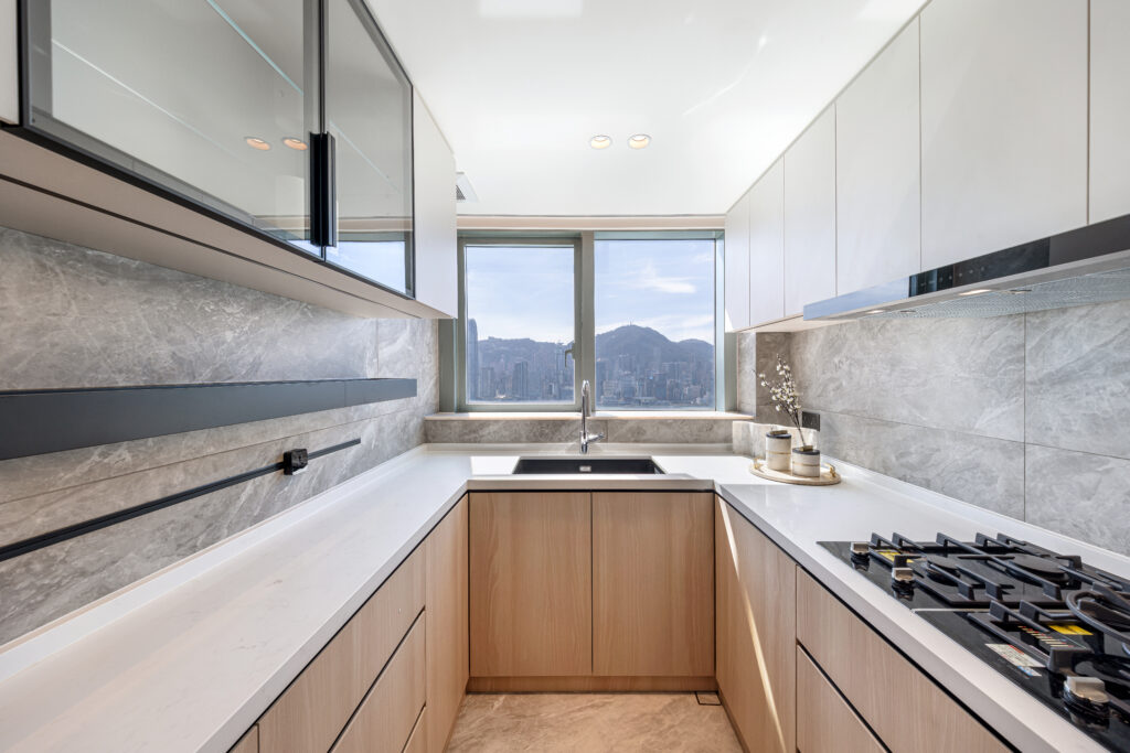 0N3A2331 Redefining Luxury Minimalism for Harbourside Living