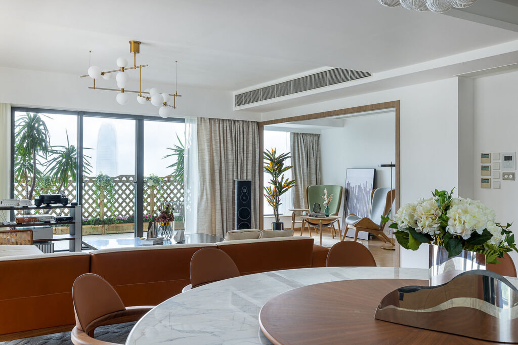 786509 c756fa847227443abf1b779efcaaed1emv2 Phenomenal Penthouse with Modern Interior Design in Branksome Grande