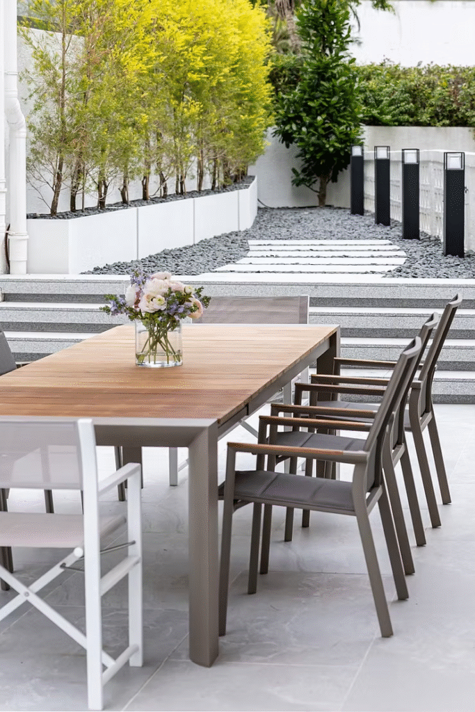 image 7 Suburban Contemporary Housing Ideas That Suits Modern Families